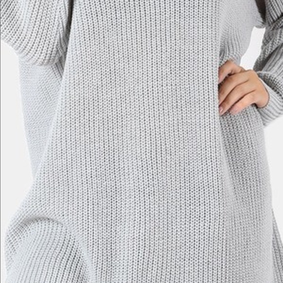 Julia Oversized Silver Sweater Tunic - Picture 4 of 4